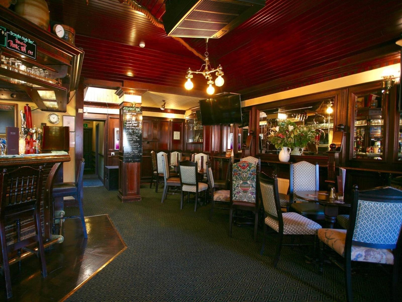 The Ship Hotel Chelmsford Exterior photo